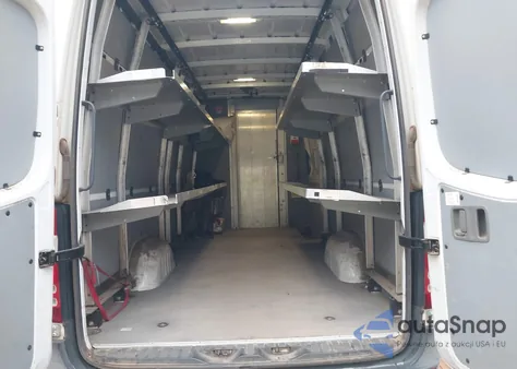 2015 Mercedes-Benz Sprinter 2500 High Roof из США, поврежденный, VIN WD3PE8DB4FP132408